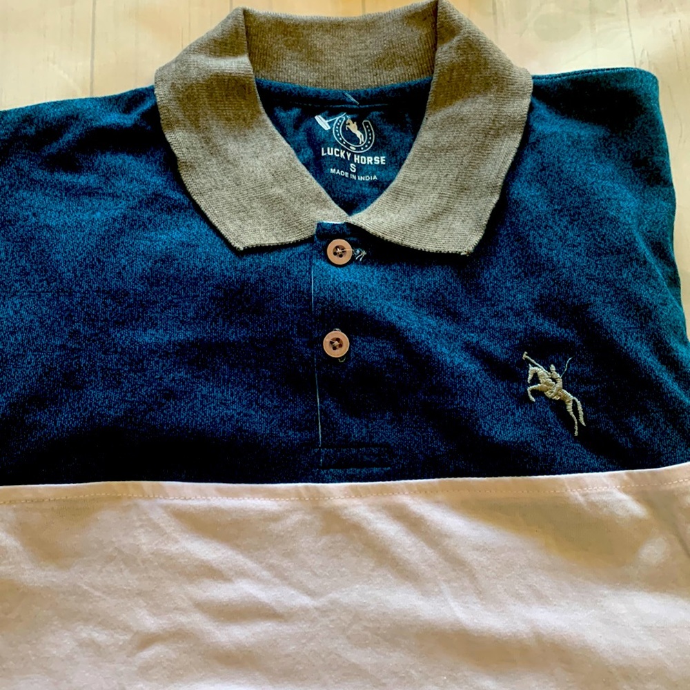Lucky horse- size S Boy Shirt - Picture 1 of 2